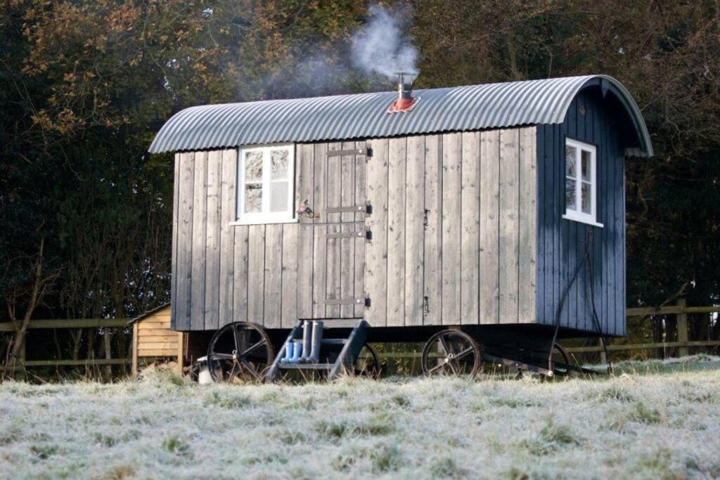 Molly Dishwasher Shepherds Hut Frant Exteriör bild